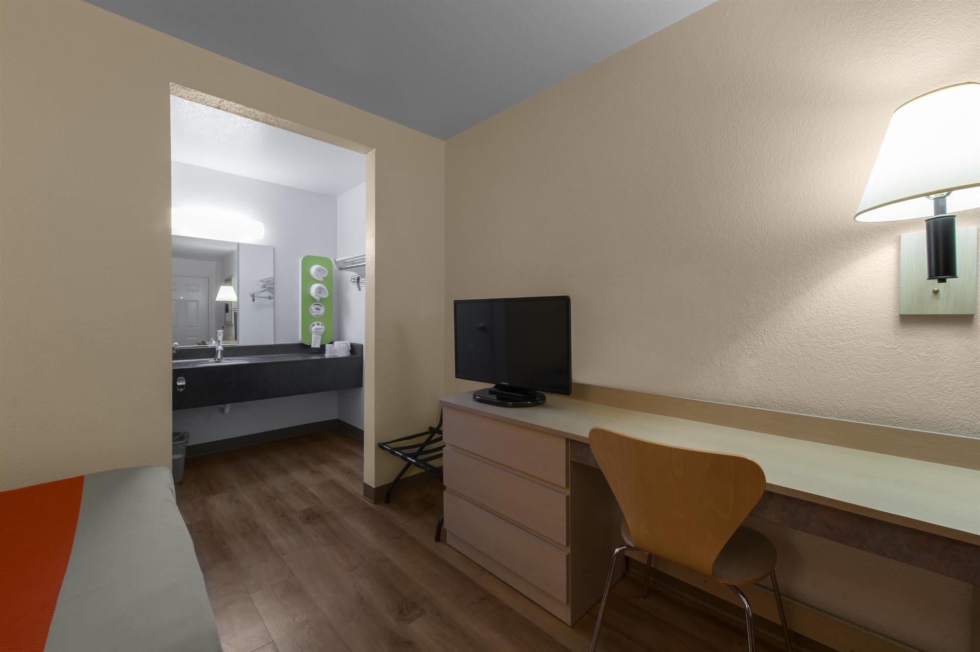 Travelodge By Wyndham Brattleboro Vt Dış mekan fotoğraf