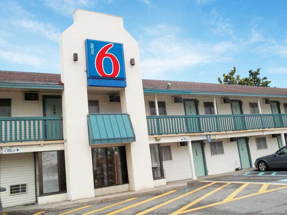 Travelodge By Wyndham Brattleboro Vt Dış mekan fotoğraf